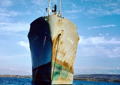 ... Salzwasser bringt jedes Schiff zum rosten, auch dieses.